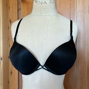 Victoria’s Secret, Plunge Bra